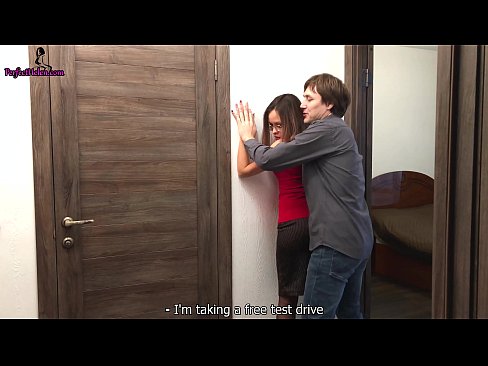 ❤️ Ko te Kaihokohoko Sexy ka whakakorikori i tana Topanga me te whanako i a ia e hoko ana i tana whare noho - Krempai Sex ataata i mi.tubsexer-porn.ru ﹏